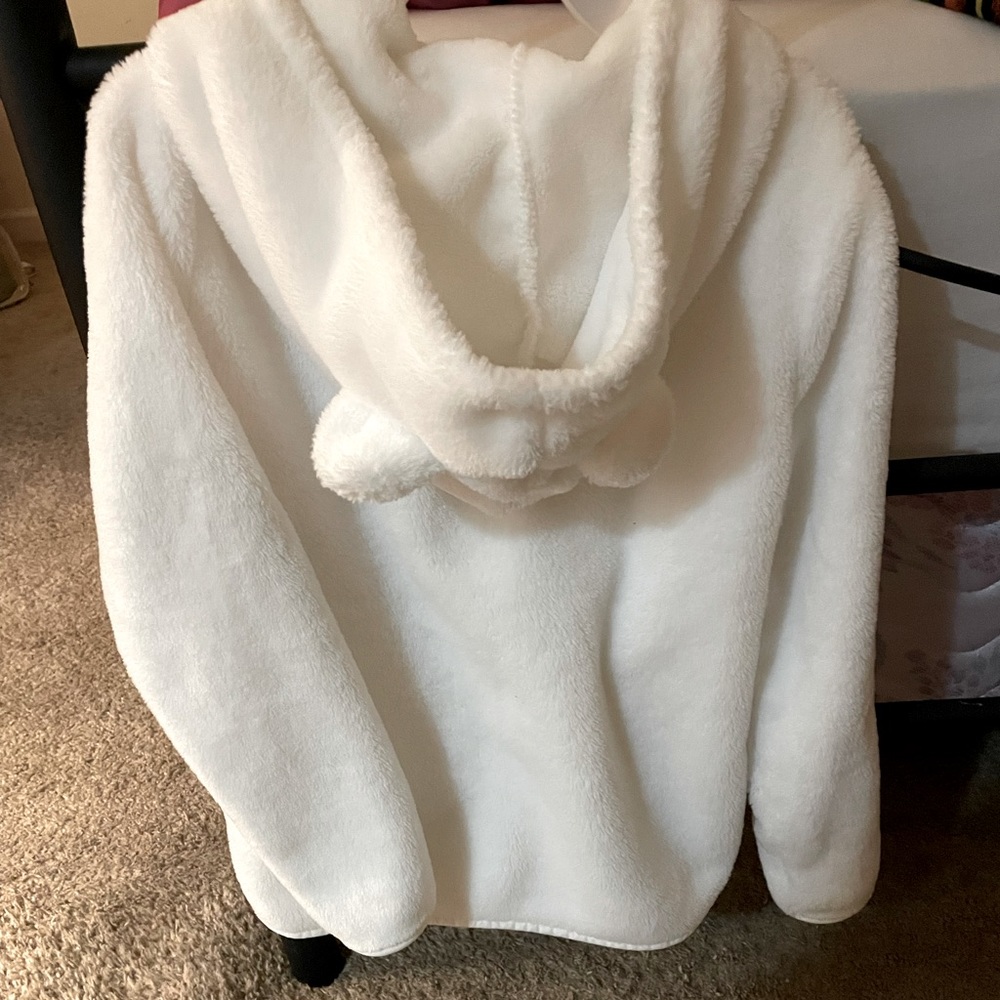 Cute little girl sweater.